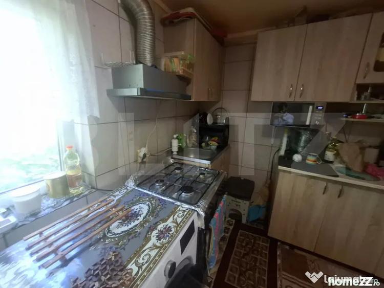 Casă cu 5 camere cu Teren 5800 Mp în Crângurile