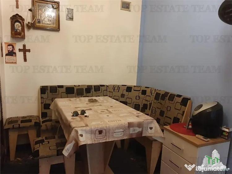 Apartament cu 3 camere decomandat, mobilat în Central