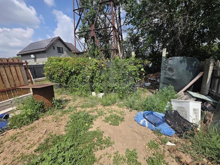 Casă cu 5 camere cu Teren 785 Mp în Bordei