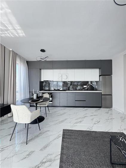 Apartament cu 2 camere semidecomandat, mobilat în Giroc