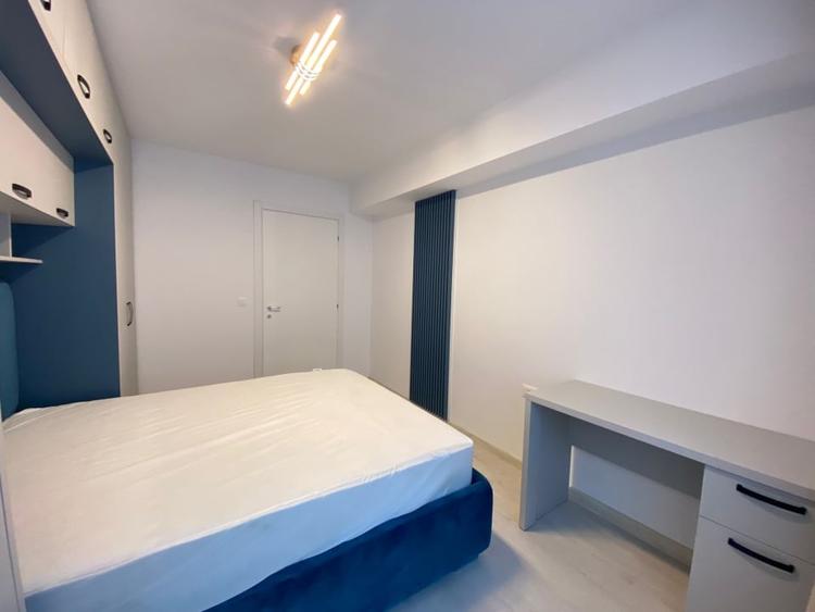 Apartament cu 3 camere decomandat, mobilat în Theodor Pallady