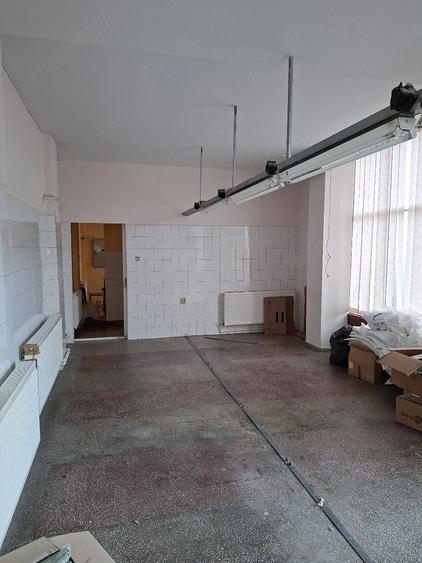 Garsonieră decomandată în Central