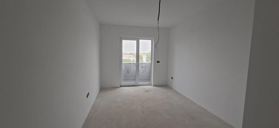 Duplex cu 4 camere cu Canalizare în Dumbrăvița