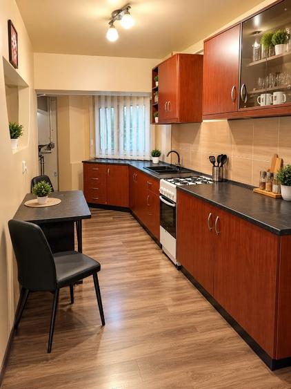 Apartament cu 2 camere decomandat în Traian