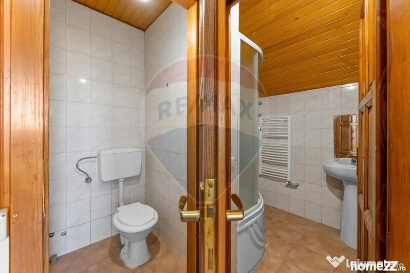 Apartament cu 3 camere decomandat în Nord