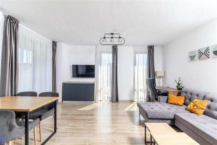Apartament cu 2 camere semidecomandat, mobilat în Zorilor