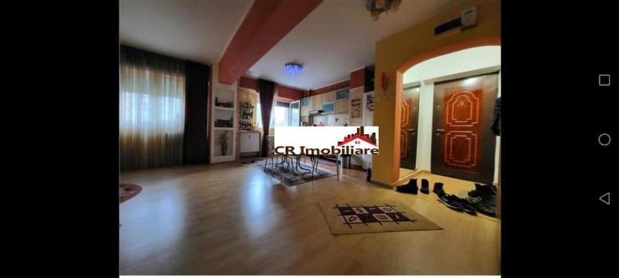 Apartament cu 4 camere decomandat în Nicolae Grigorescu