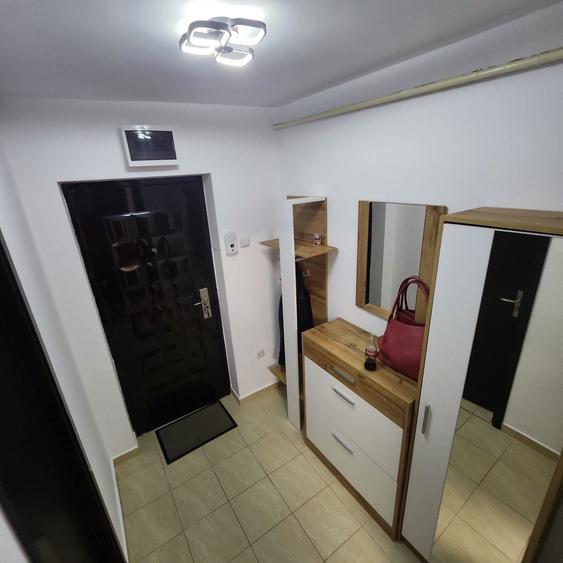 Vand garsoniera, etaj 4 cu lift, Hipodrom, capatul lui 2, blocul nou Concivia - 8