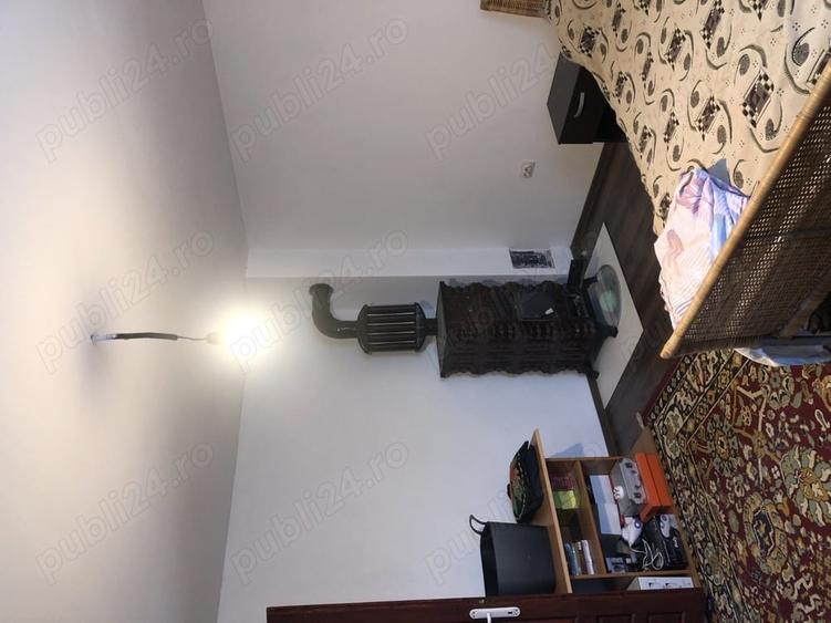 Casă cu 3 camere în Sacoșu Mare