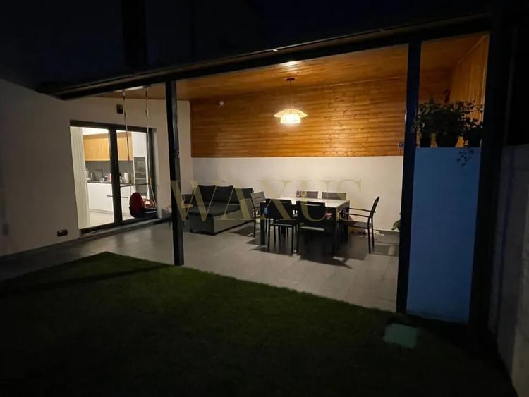 Duplex cu 5 camere cu Canalizare în Iris