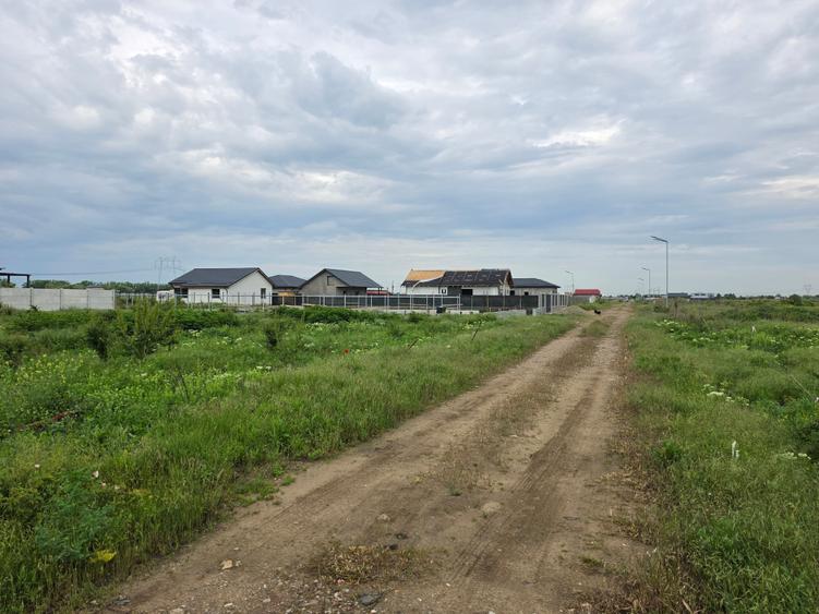 Teren Construcții intravilan de 529 mp, în Frumușani