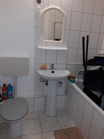 Garsonieră decomandată în Cățelu