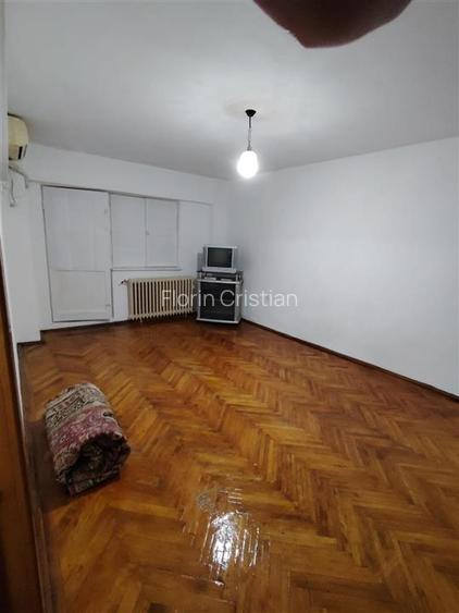 1 camera 45 mp, bloc cu lift, Dorobantilor