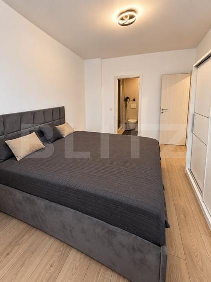 Apartament cu 3 camere decomandat, mobilat în Calea Moldovei
