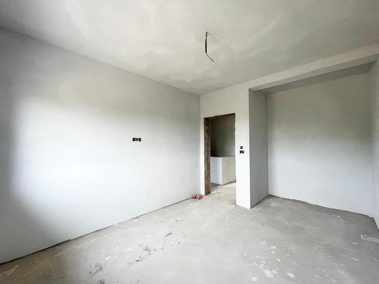 Duplex cu 5 camere cu Teren 365 Mp în Moșnița Veche