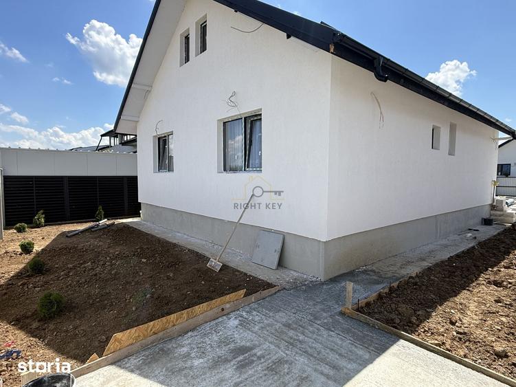 Casă cu 3 camere cu Teren 250 Mp în Clinceni