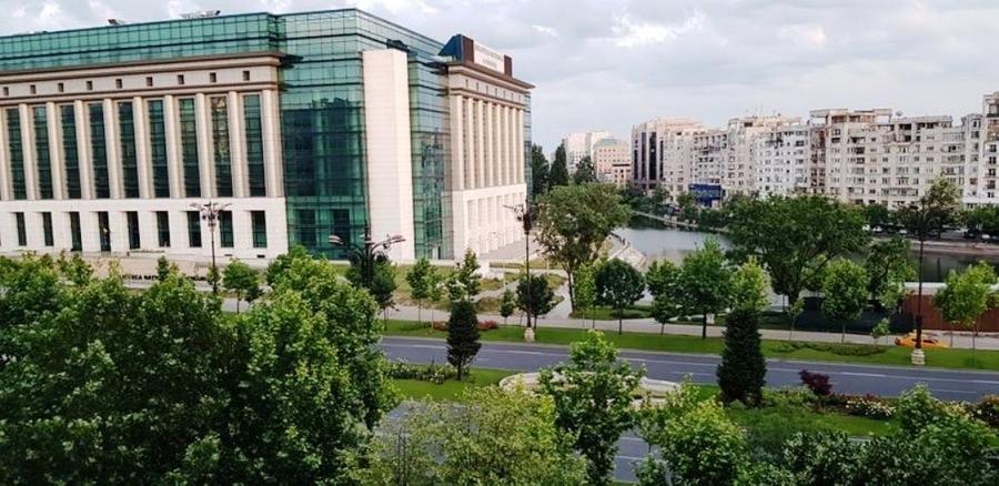 Spațiu comercial, de 600 mp, în P-ța Unirii