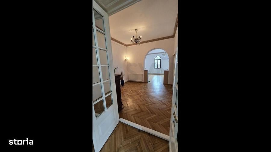 Apartament cu 3 camere decomandat în Ferdinand
