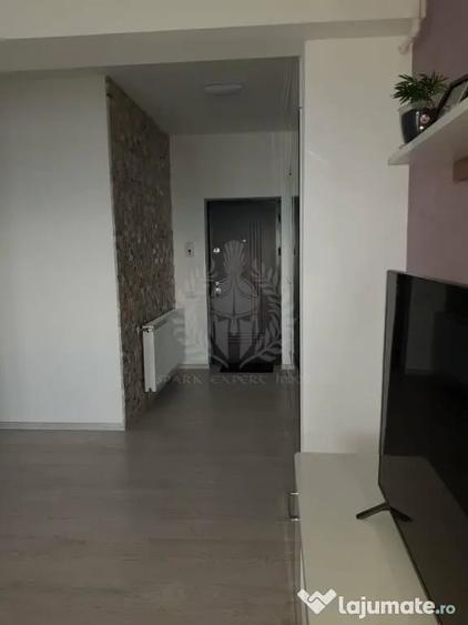 Apartament cu 3 camere decomandat în Albert