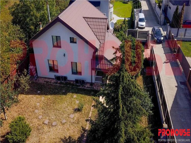 Casă cu 4 camere cu Teren 671 Mp în Gherăiești