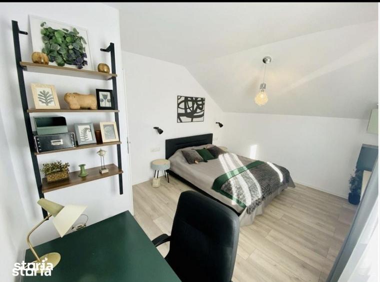 Casă cu 5 camere cu Teren 286 Mp în Central