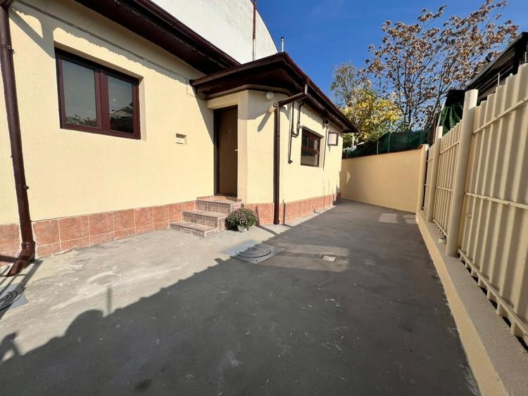 Casă individuală cu 3 camere cu Canalizare în Iancului