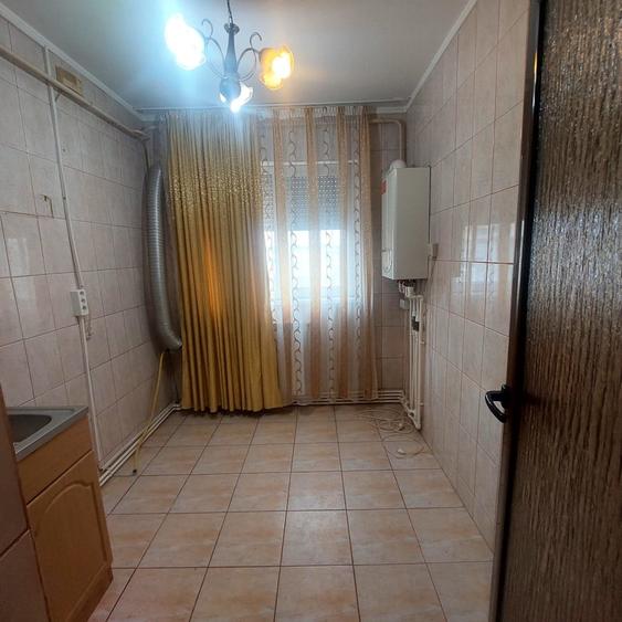 Apartament cu 2 camere semidecomandat în Țiglina 1