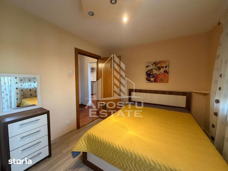 Apartament cu 3 camere decomandat, mobilat în Dâmbovița