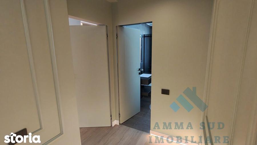 Apartament cu 3 camere decomandat, mobilat în Central