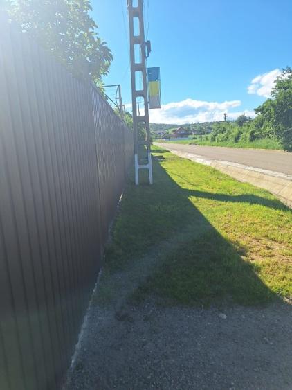Casă individuală cu 4 camere cu Canalizare în Faraoani