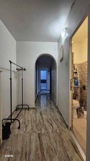 Apartament cu 3 camere decomandat în Rahova
