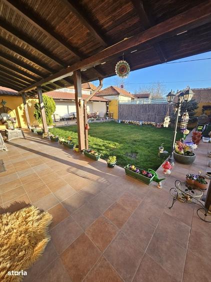 Casă cu 3 camere cu Piscina în Gării