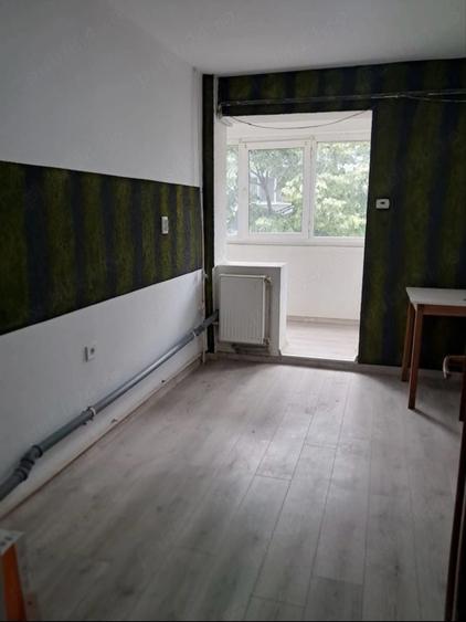 Apartament cu 2 camere decomandat în Albina