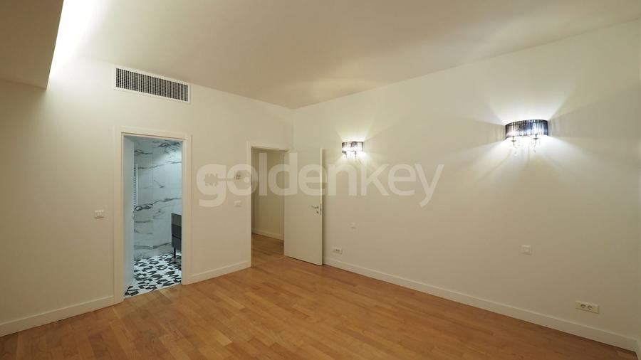 Apartament cu 4 camere decomandat, mobilat în Șoseaua Nordului