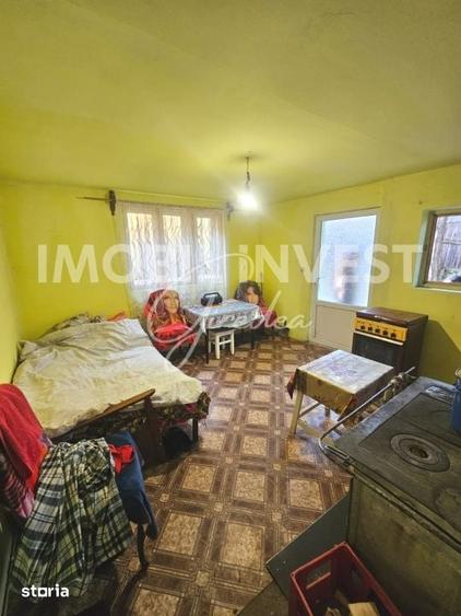 Casă cu 2 camere cu Teren 525 Mp în Daia Română