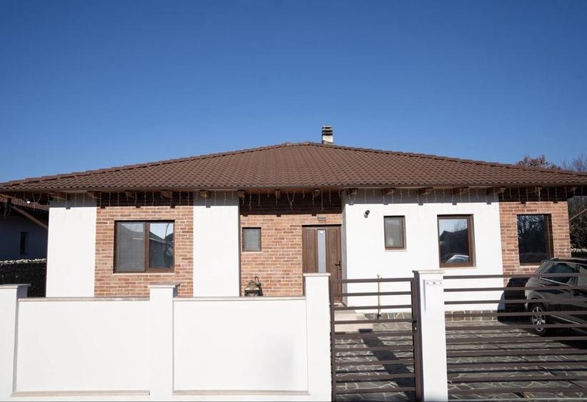 Casă cu 4 camere cu Teren 520 Mp în Tăuții-Măgherăuș
