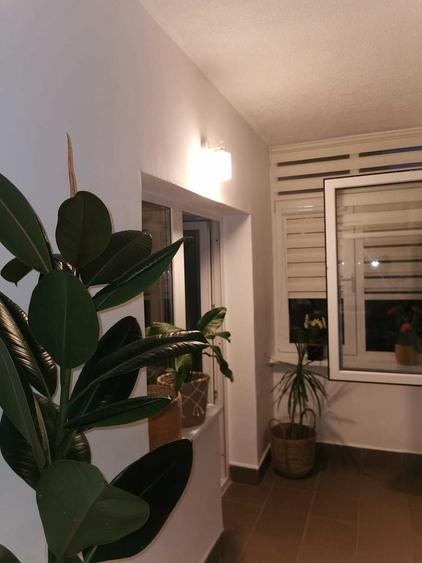 Apartament cu 2 camere decomandat în 13 Septembrie