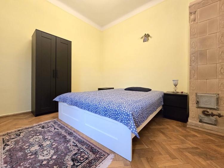 Casă cu 2 camere cu Teren 150 Mp în Moșilor