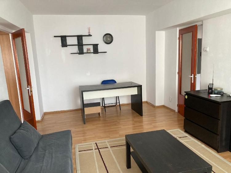 Apartament cu 2 camere decomandat în Brâncoveanu