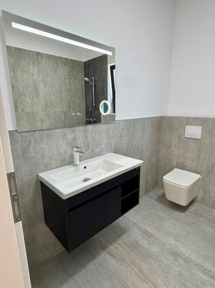Casă individuală cu 4 camere cu Canalizare în Domnești