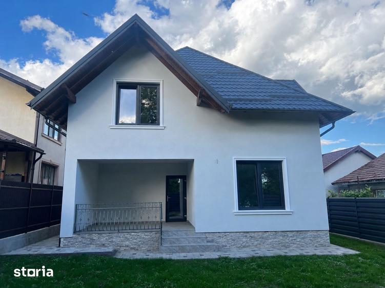 Casă cu 4 camere cu Teren 470 Mp în Cornu