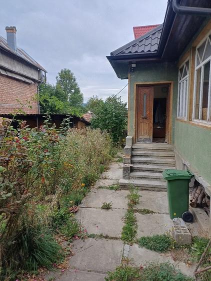Casă cu 5 camere cu Teren 550 Mp în Baciu