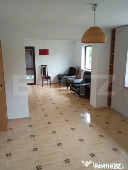 Casă cu 4 camere cu Teren 350 Mp în Central