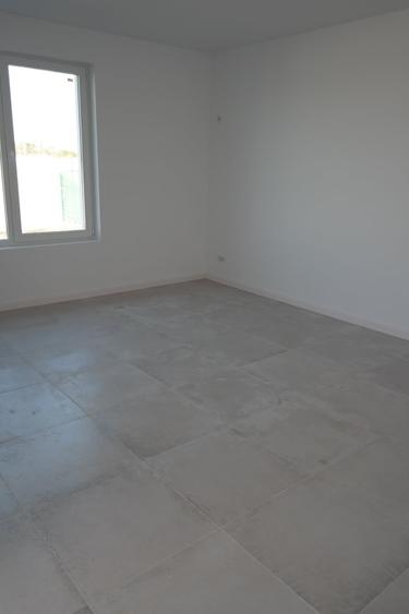 Casă individuală cu 4 camere cu Teren 515 Mp în Crevedia