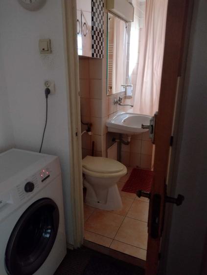 Proprietar ,ofer spre inchiriere termen lung apartament 2 camere decomandate Sos.Panduri ( vis-a-vis Spitalul Panduri) - 2