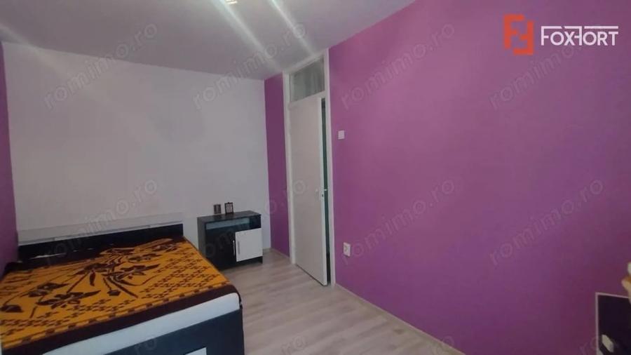 Apartament cu 3 camere semidecomandat, mobilat în Lipovei
