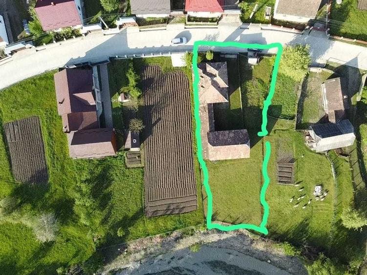 Casă cu 4 camere în Doroteia