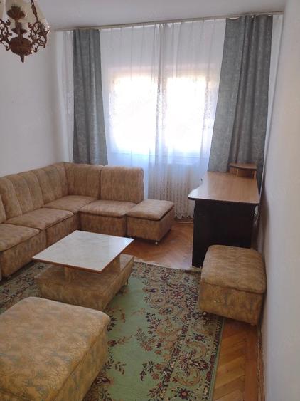 Apartament cu 2 camere semidecomandat în Aradului
