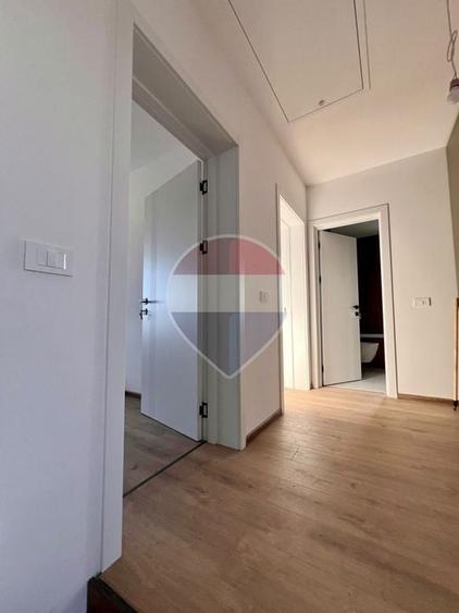 Duplex cu 4 camere cu Teren 350 Mp în Tărlungeni