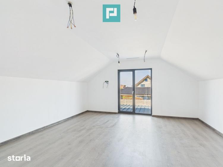 Casă cu 4 camere cu Teren 631 Mp în Giarmata